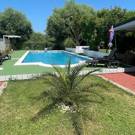 Holiday home Kuca Magnolia *